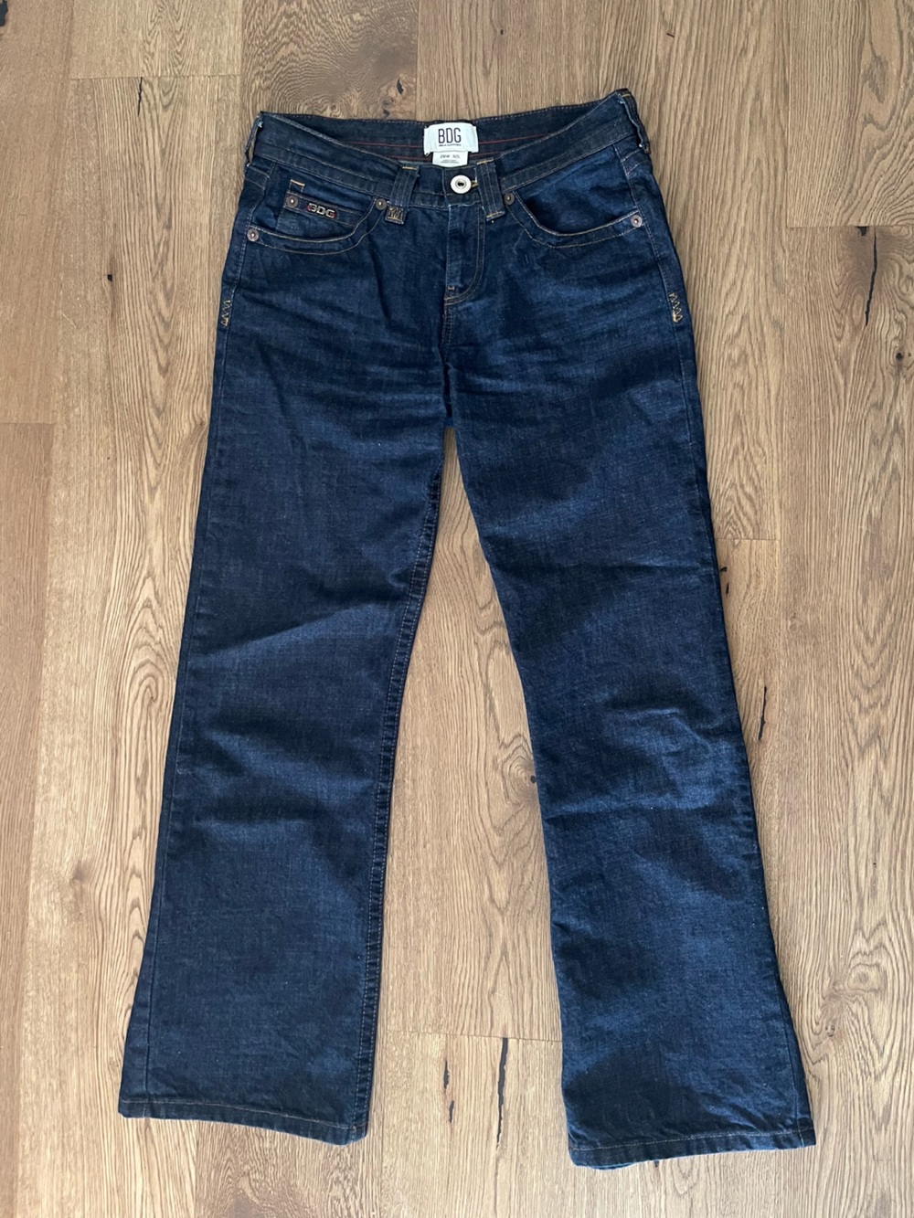 BDG Women's Relaxed Wide-Leg Jeans in Dark Blue